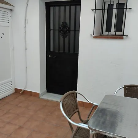 Tranquilo En Conil Con Parking Facil